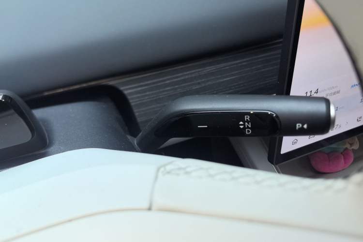 Used ONVO L60 2024 60 kWh Rear-Drive Version
