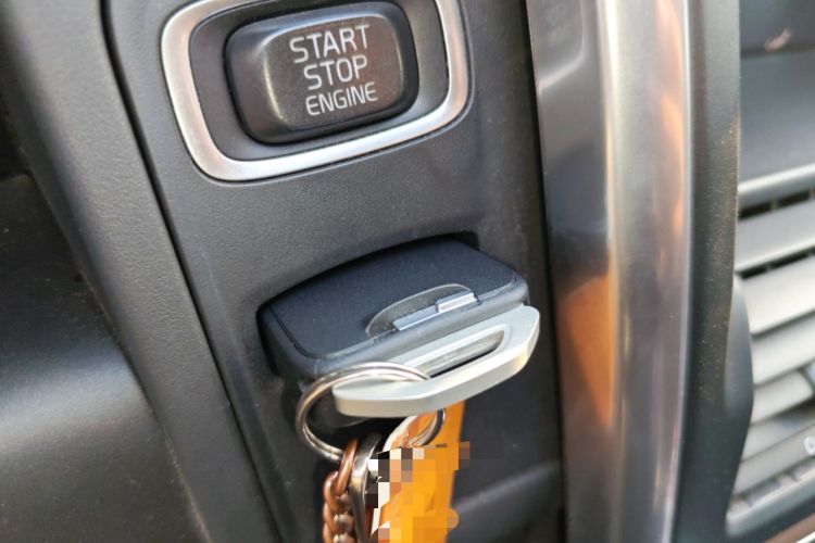 Used Volvo XC60 2017 T5 Smart Upgrade Edition
