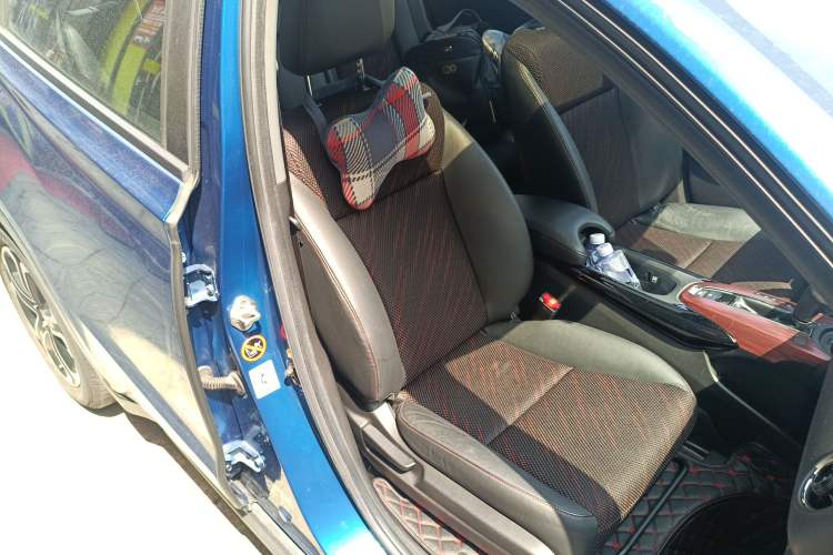 Used Honda XR-V 2015 1.8L EXi CVT Comfort Version Right Front Seat