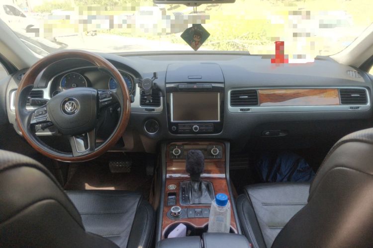 Used Volkswagen Touareg 2011 3.0 TSI High-End Version