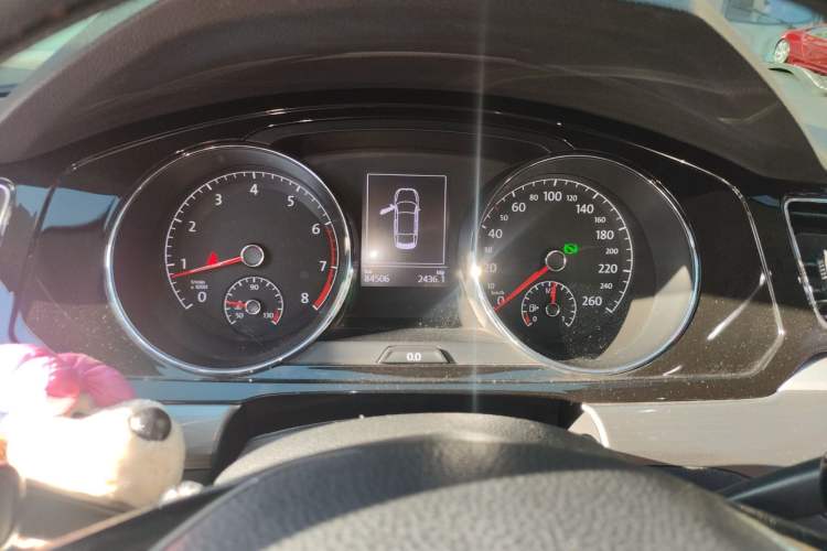 Used Volkswagen Lamando 2015 280TSI DSG Comfort Edition Instrument Cluster