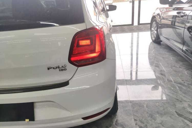 Used Volkswagen Polo 2018 1.5L Automatic Advanced Driving Model Right Rear Taillight