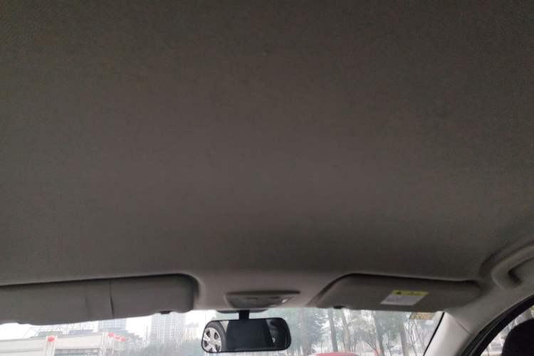 Used Baojun 730 2021 1.5L Manual Fashion Version 7 Seats Headliner