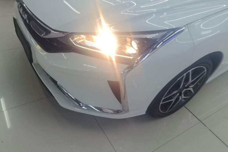 Used Dongfeng Aeolus Yixuan 2021 230T Automatic Chasing Shadow Edition