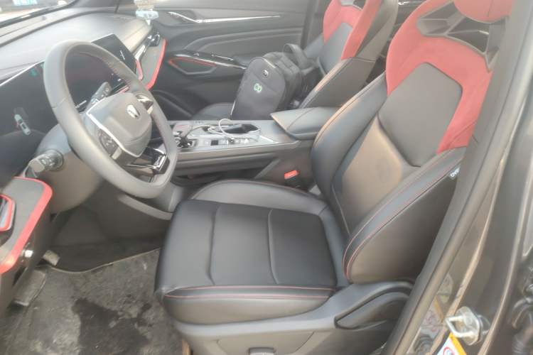 Used CHANGAN X5 PLUS 2024 1.5T DCT ZhiZun Version Left Front Seat