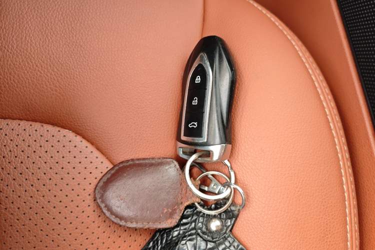 Used Zotye SR9 2017 2.0T Automatic Ultimate Edition
