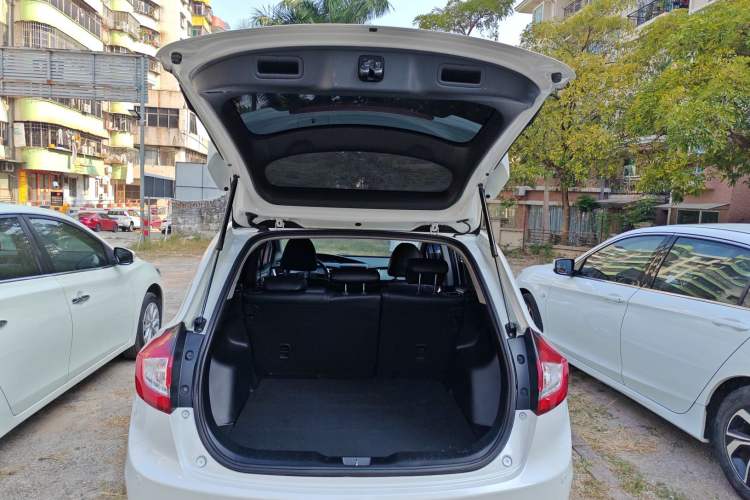 Used Honda Jade 2016 1.8L Automatic Comfort Version 5 Seats