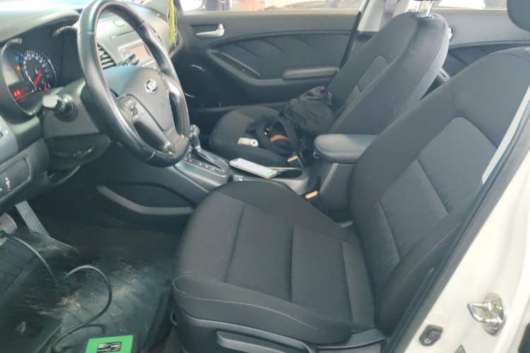 Used Kia K3 2015 1.6L Automatic GLS
