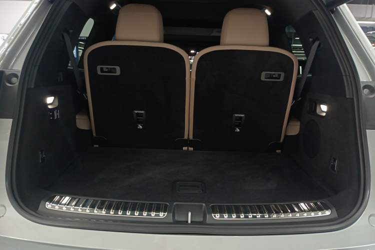 Used Li Auto L9 2025 Ultra Smart Refreshed Edition Trunk