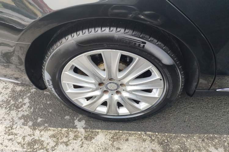 Used Mercedes-Benz S-Class 2014 S 320 L Business Model Right Rear Wheel Hub