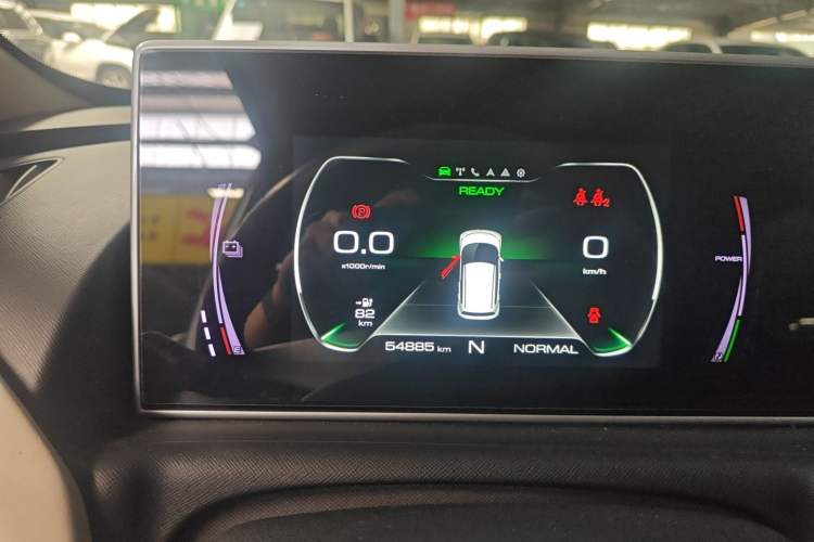 Used ORA White Cat 2022 Upgraded Model 305km Range Luxury Version Lithium-Ion Battery Instrument Cluster