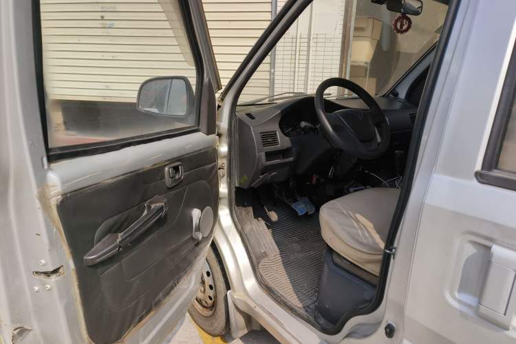 Used Wuling Rongguang 2014 1.2L S Base Model