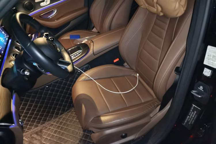 Used Mercedes-Benz E-Class New Energy 2021 E 350 e L Plug-in Hybrid Sports Sedan Left Front Seat