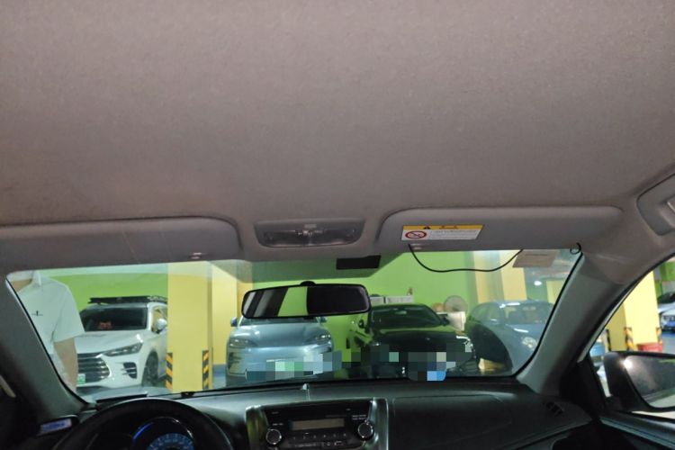 Used Toyota YARiS L Zhi Xuan 2015 1.5E Automatic Charm Edition
