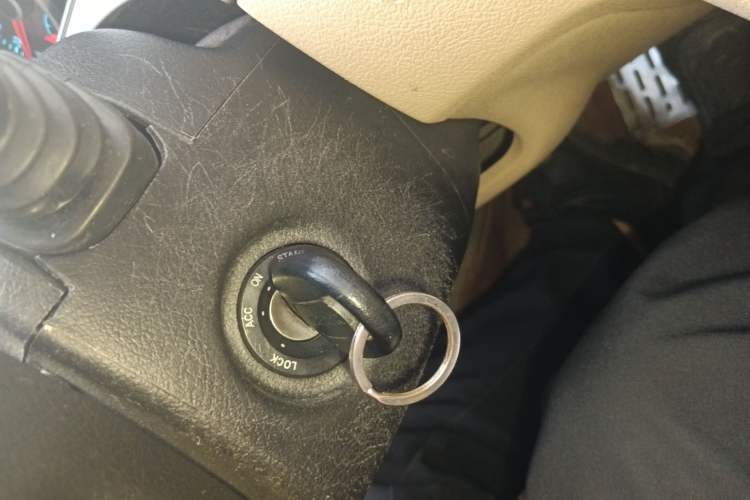 Used Buick Excelle 2013 1.5L Manual Classic Model Vehicle Key