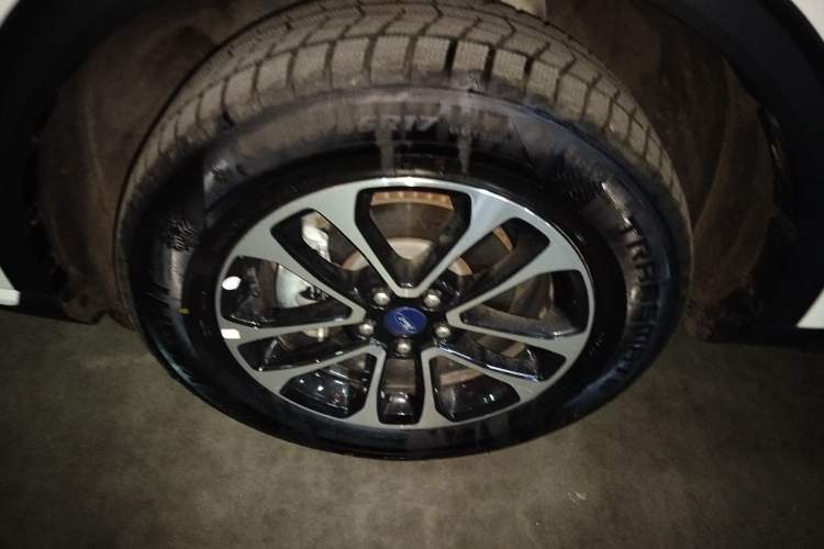 Used Ford Escape 2020 EcoBoost 245 Two-Wheel-Drive Comfort Edition