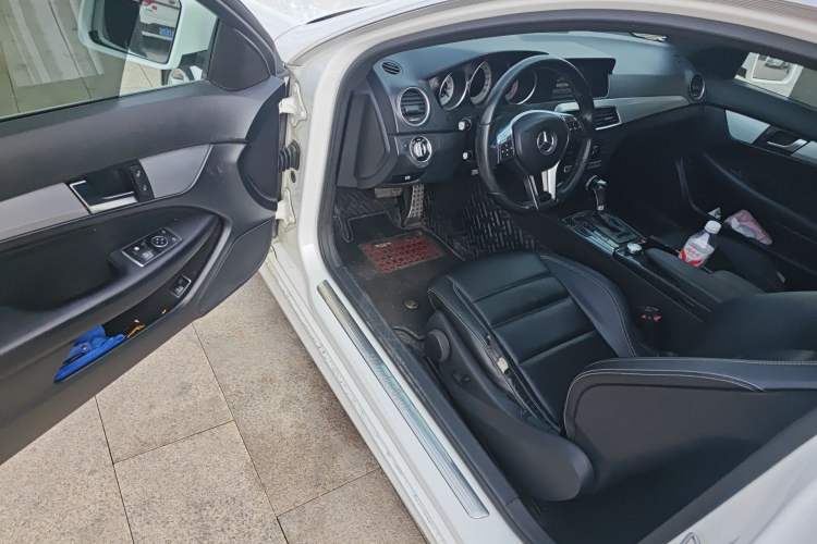 Used Mercedes-Benz C-Class 2013 C 180 Coupe Driver Seat