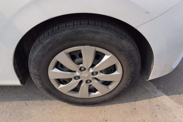 Used Hyundai Verna (older generation) 2020 1.4L Manual GL Refreshed Edition
