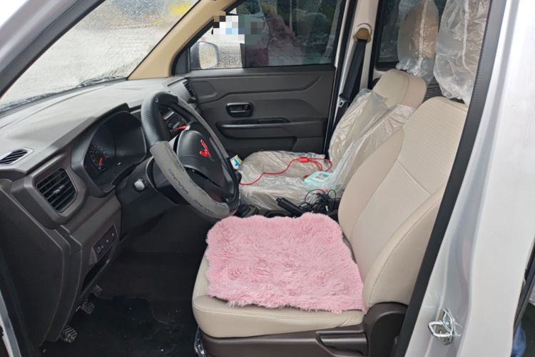 Used Wuling Hongguang V 2022 1.5L Enjoy Edition Electric-Powered LAR
