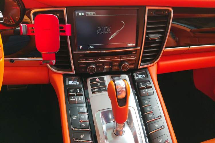 Used Porsche Panamera 2014 Panamera 4 3.0T Audio And AC Panel