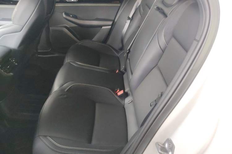 Used Lynk & Co 03 2023 1.5TD DCT JingPro Left Rear Seat