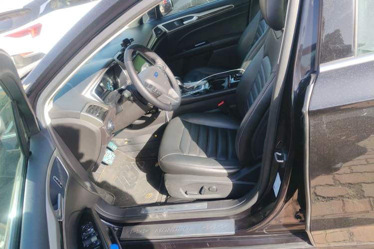 Used Ford Mondeo 2013 2.0L GTDi 200 Fashion Edition