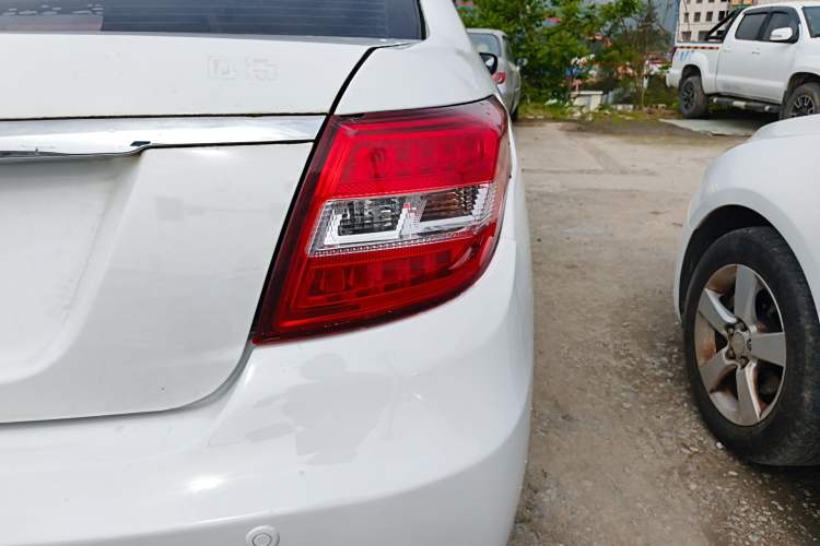 Used Geely Auto Vision 2016 1.5L Manual Happiness Edition