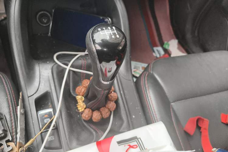 Used CHANGAN CS75 2016 1.5T Manual FENGSHANG Model
