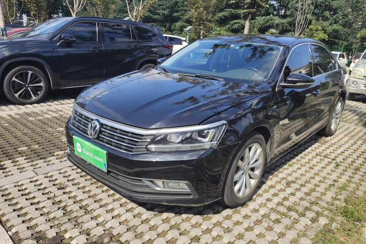 Used Volkswagen Passat 2016 330TSI DSG Luxury Edition