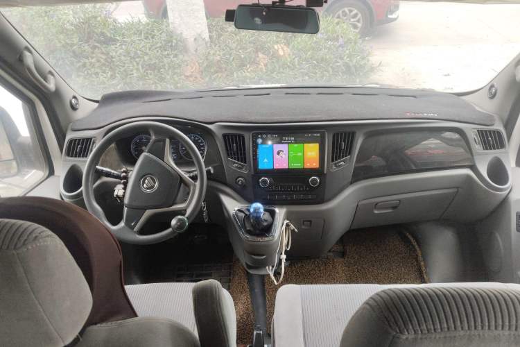 Used Foton Toano 2015 2.8T Commercial Version Short Wheelbase ISF2.8
