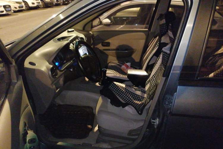 Used Wuling Hongguang 2013 1.5L Comfort Model
