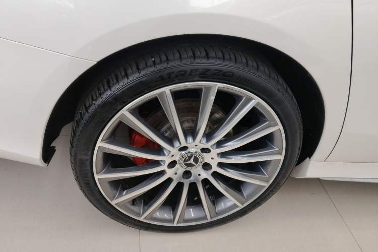 Used Mercedes-Benz E-Class 2018 Facelift E 200 L Sport 4MATIC