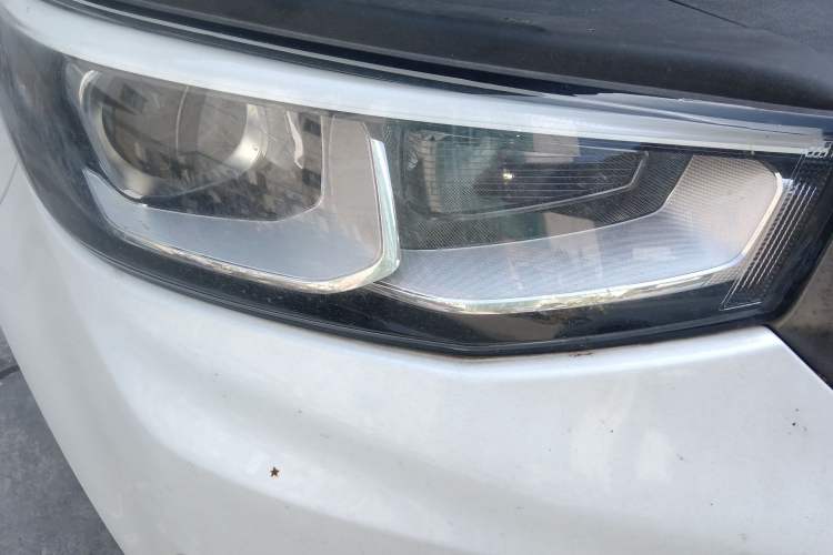 Used CHANGAN CS55 2018 1.5T Automatic Colorful Edition China V Standard
