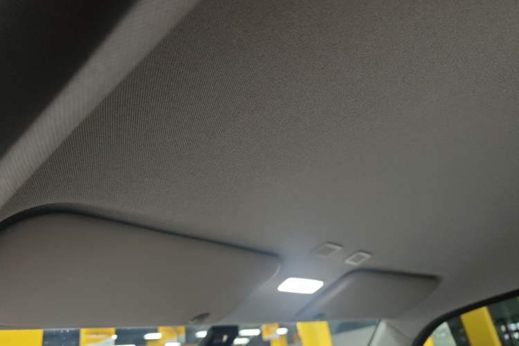 Used Geely Galaxy Panda 2023 Panda Mini 200km Endurance Bear
