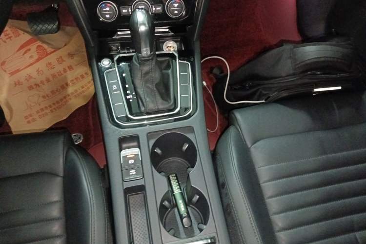 Used Volkswagen Magotan 2019 330TSI DSG Luxury Version China VI Standard
