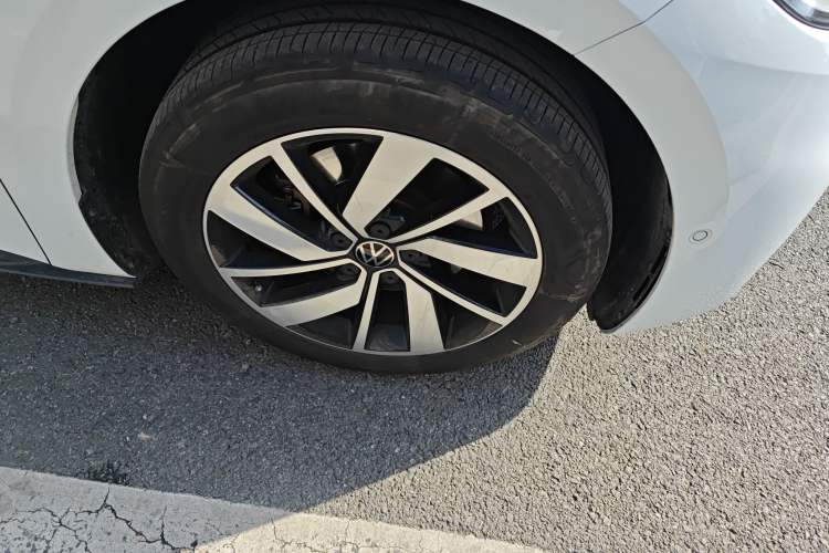 Used Volkswagen ID.3 2022 Pro Smart Edition Right Front Wheel Hub