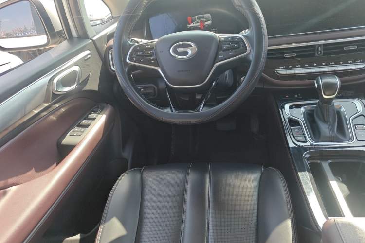 Used GAC Trumpchi M6 2023 PRO 270T DCT Luxury Edition Steering Wheel