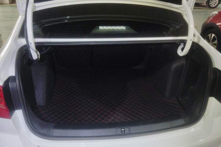 Used Volkswagen Bora 2018 1.5L Automatic Fashion Model
