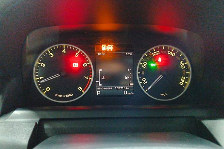 Used Land Rover Discovery 2016 3.0 SC Obsidian Black Heritage Edition SE
