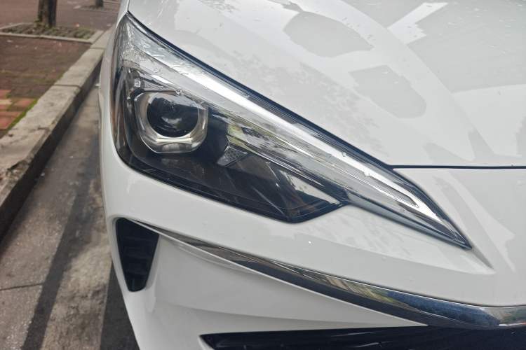 Used Roewe i5 2023 1.5L Manual Comfort Edition