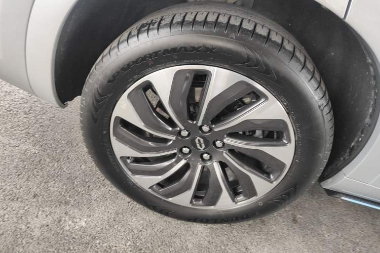 Used Hima AITO M7 2024 1.5T Rear-Drive Plus Version 5 Seats