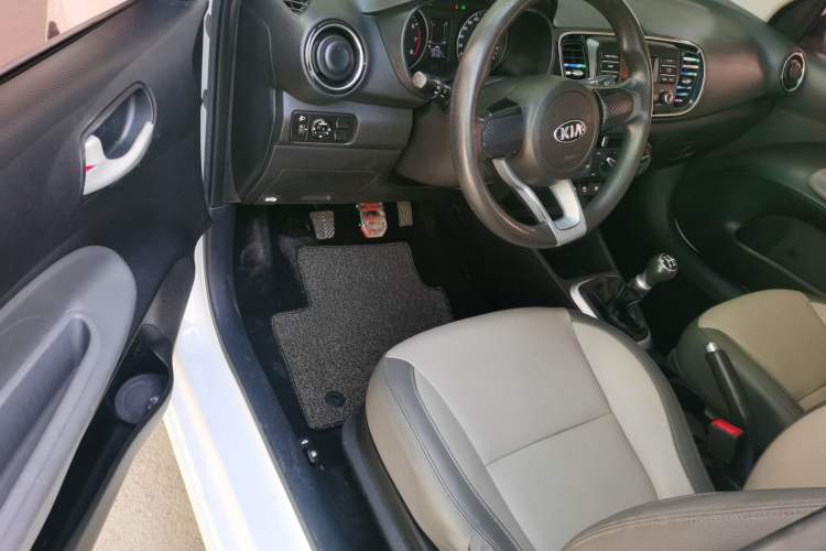 Used Kia Pegas 2017 1.4L Manual Value Edition Driver Seat