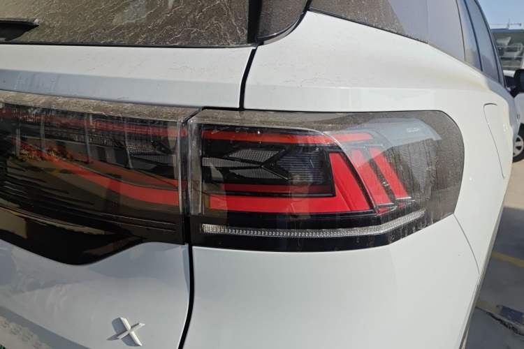 Used Volkswagen ID.6 X 2022 Intelligent Long-Range Version
