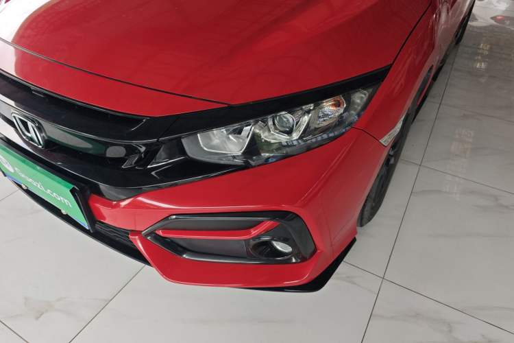 Used Honda Civic 2021 HATCHBACK 220TURBO CVT New Trendsetter