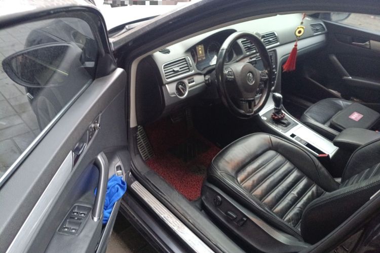 Used Volkswagen Passat 2013 1.8TSI DSG Prestige Edition Driver Seat