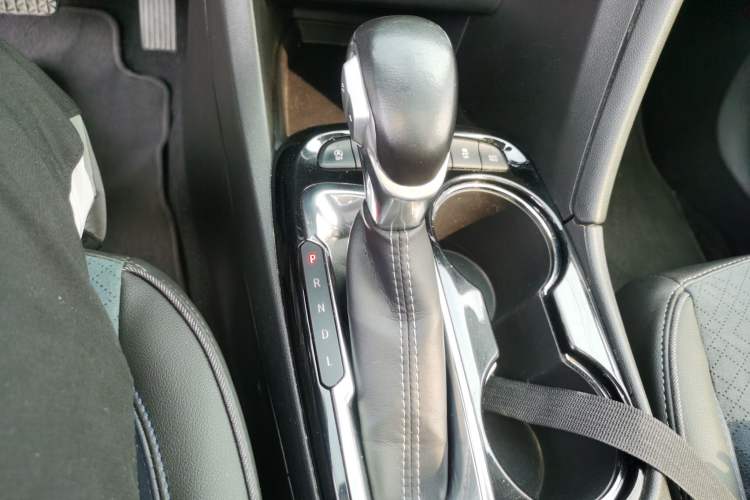 Used Buick Encore GX 2022 332T CVT Two-Wheel Drive Luxury Version
