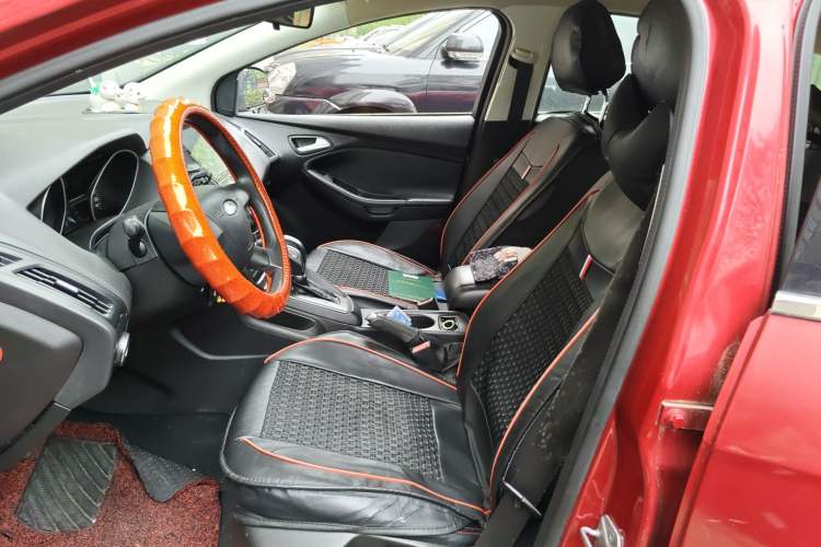 Used Ford Focus 2012 Hatchback 1.6L Automatic Comfort Model Left Front Seat