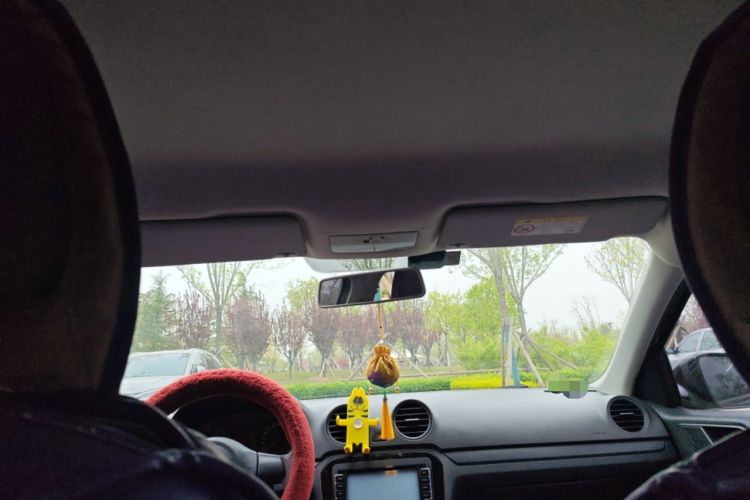 Used Volkswagen Jetta 2015 Value Edition 1.6L Automatic Fashion Version Headliner