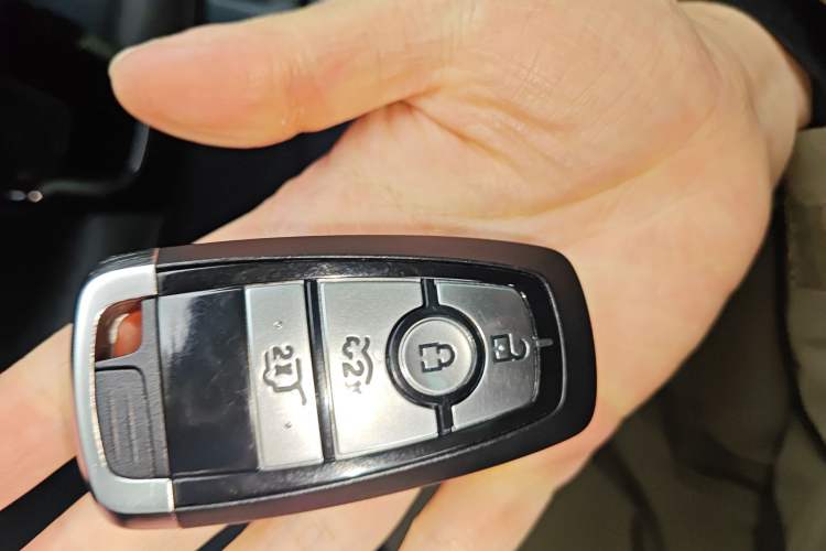 Used Ford Mustang Mach-E 2021 Leap Edition Rear-Drive Version (Standard Range)