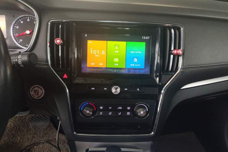 Used Roewe RX5 2018 20T Two-Wheel Drive Automatic Flagship Edition
